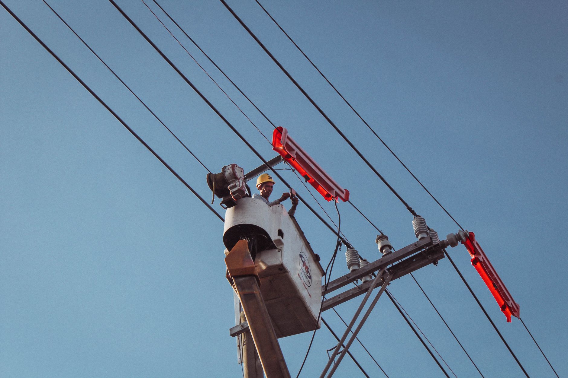 Courtier en énergie équipe à Aubervilliers